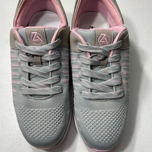 Zeba Gray and Pink Women's Sneakers Size 10 hands free Slipon SB-